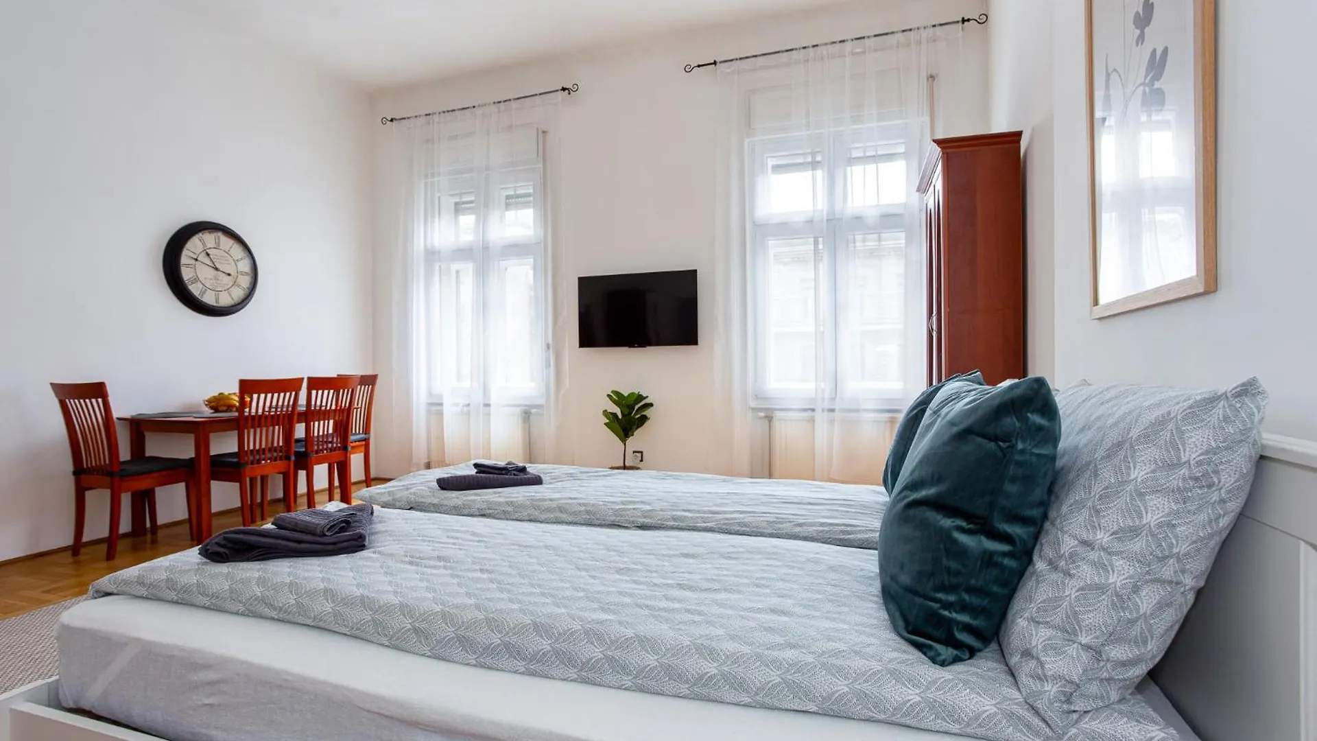 Urania Apartments Budapest 0*,  Magyarország